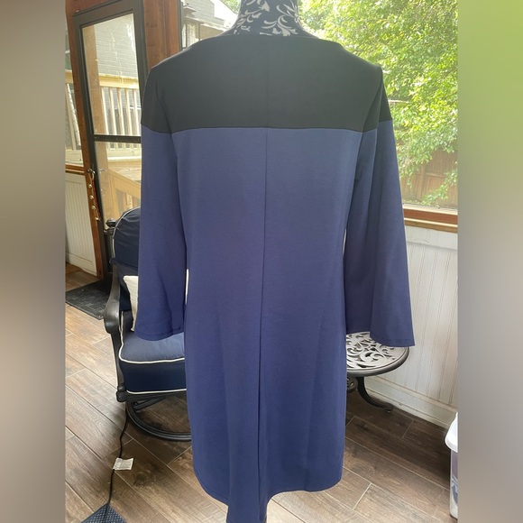Gap color block dress in blue and black. Size M - Picture 3 of 8